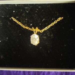 Avon New in box Vintage CZ pendant Vintage Bling Sparkle